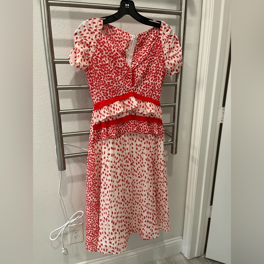 Midi dress
size 2